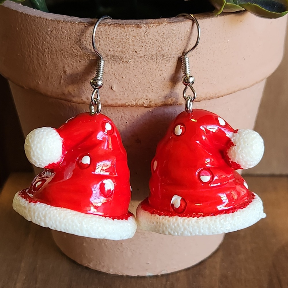 Red Santa Hat Christmas Drop Earrings White Polka Dot Holiday Jewelry 1.5"